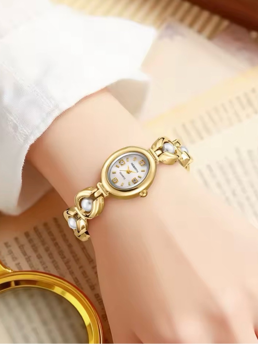 Gold Classic Pearl Bracelet Watch - Picture 6 of 8